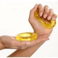 М-111 Массажер-эспандер кистевой 7 см., пара, желтый