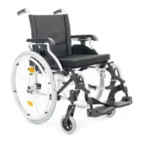 Кресло-коляска МЕТ STABLE, артикул 20460, с регулировкой высоты подлокотников, ширина сиденья 43 см, колеса пневматические