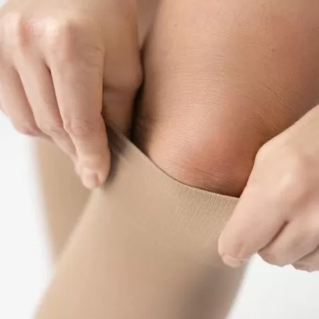 Гольфы компрессионные Тривес ТК.211 унисекс 2 класс компрессии с закрытым носком цвет бежевый  