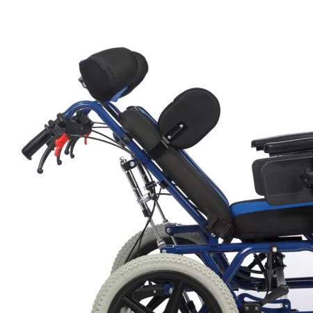 Кресло-коляска для детей с ДЦП Ortonica Olvia 400 с капюшоном и столиком