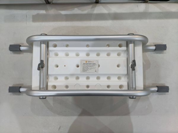 Сиденье для ванны Armed В00650 Доброта, на конце крепления трещина