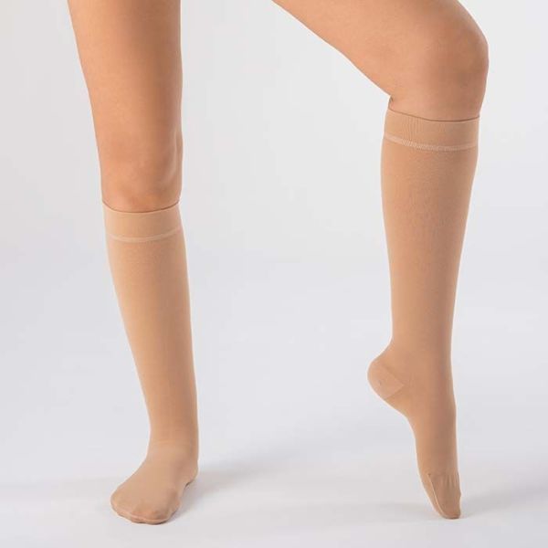 Гольфы компрессионные Evolution ТК.911 унисекс 2 класс компрессии с закрытым носком цвет бежевый