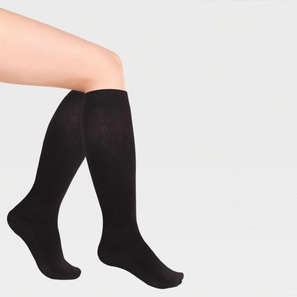 Гольфы компрессионные IDEALISTA ID-215 мужские 1 класс компрессии с закрытым носком цвет черный 