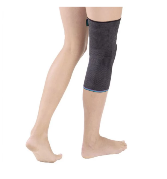 Бандаж компрессионный на коленный сустав Тривес Т-8581 Evolution с пружинными ребрами жесткости и силиконовым кольцом 